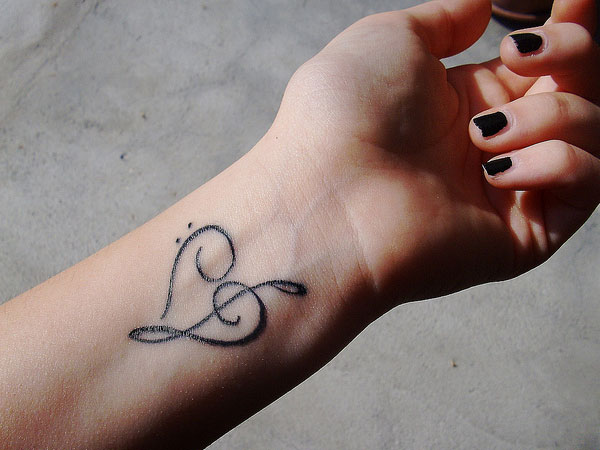 music heart tattoos for girls
